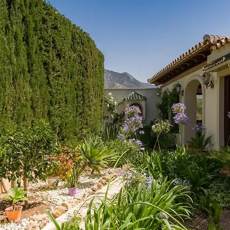 Golden Mile Close To فيلة *