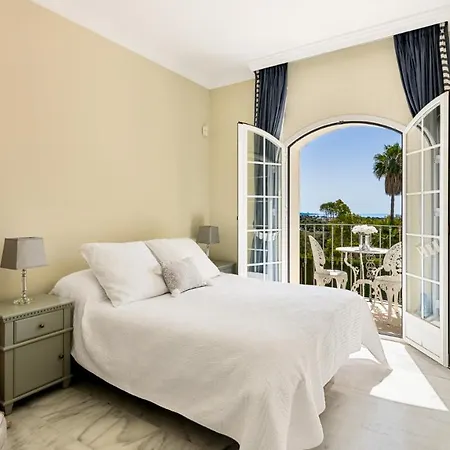 Villa Golden Mile Close To