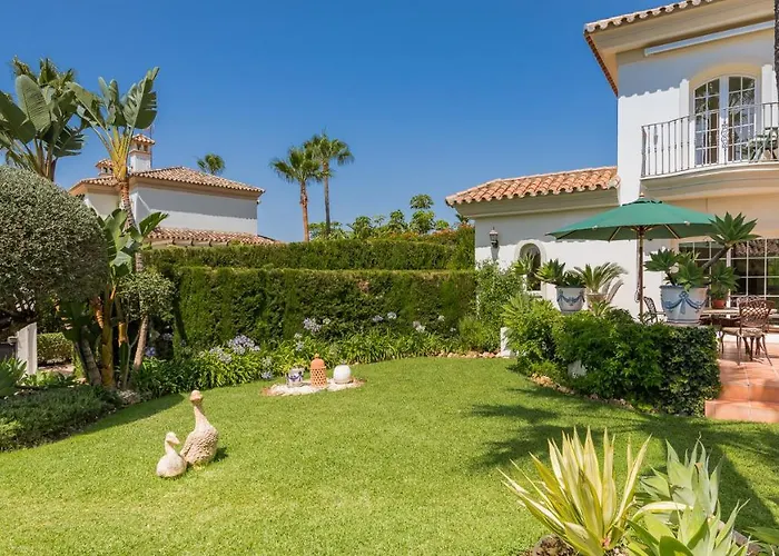 Villa Golden Mile Close To