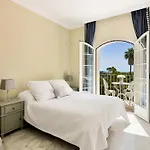 Villa Golden Mile Close To